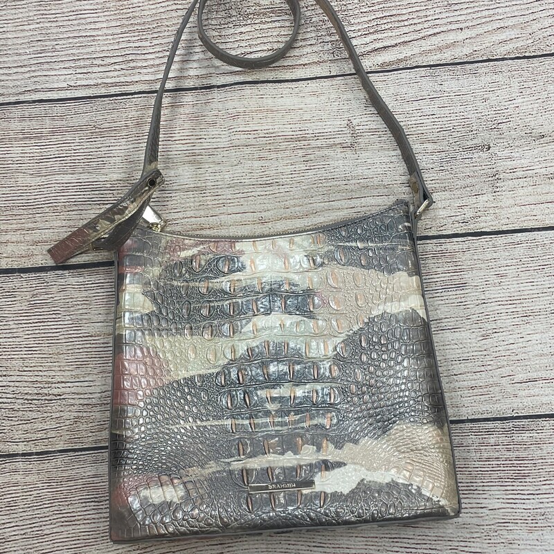 Brahmin Cross Body, Grey rose pink cream swirl print. adjustable strap. This comes with a dust bag