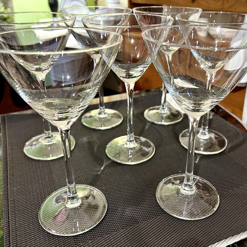 Glasses Martini
Size: Set Of 7