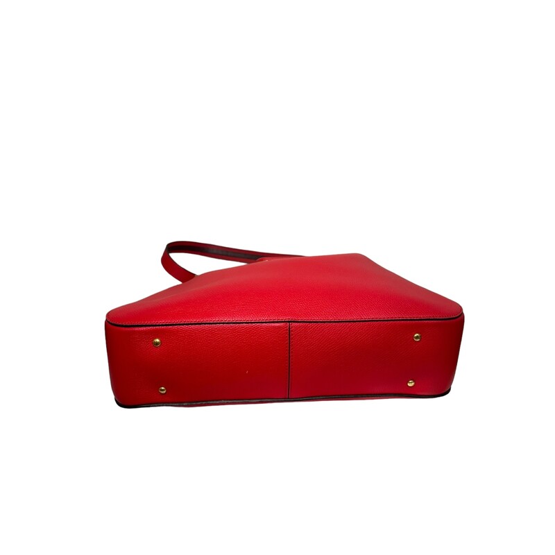 Valentino VSling Hobo, Red<br />
Grainy Leather<br />
Dimensions: 13.5X11.5