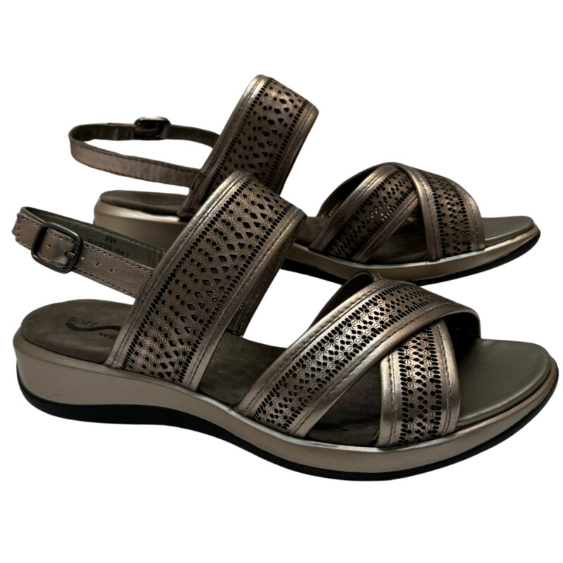 New Soft Walk Sandals
Tribes Design
Color: Pewter
Size: 9 Wide
Leather Uppers