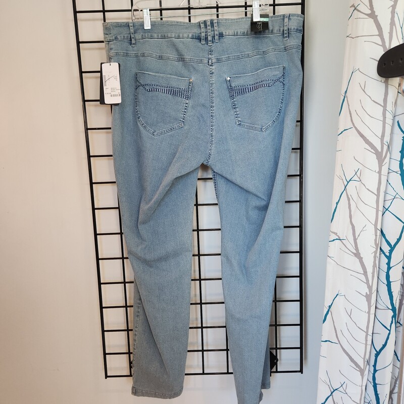 Robell Jeans New, Denim, Size: 20
New with tags original price $154