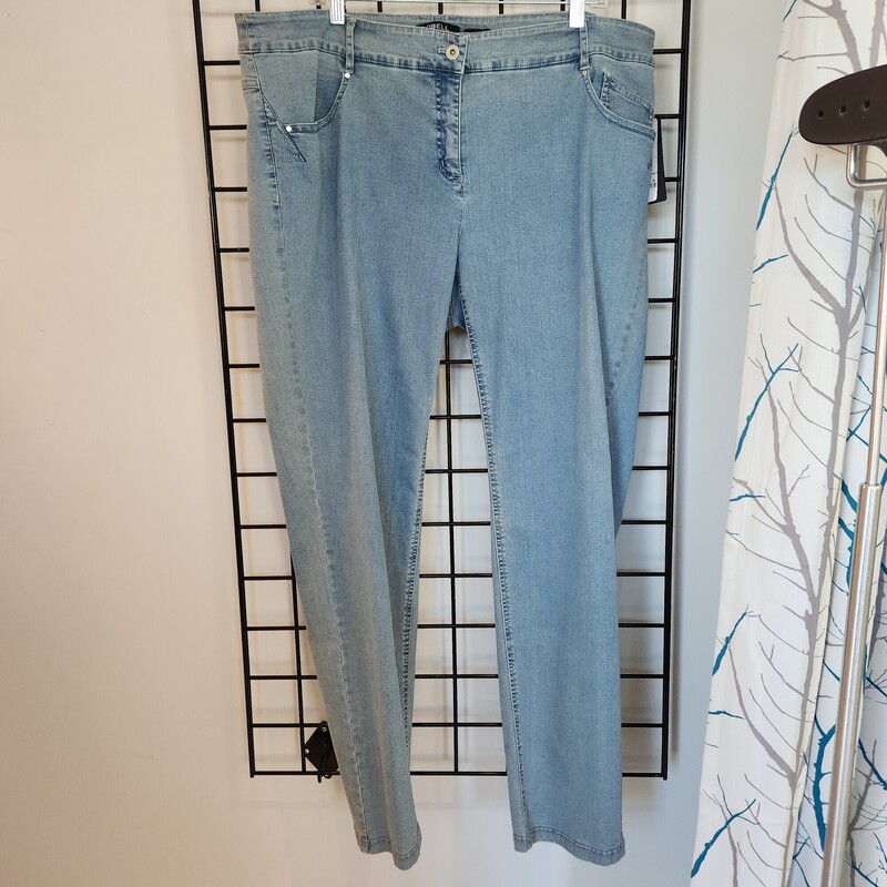 Robell Jeans New, Denim, Size: 20
New with tags original price $154