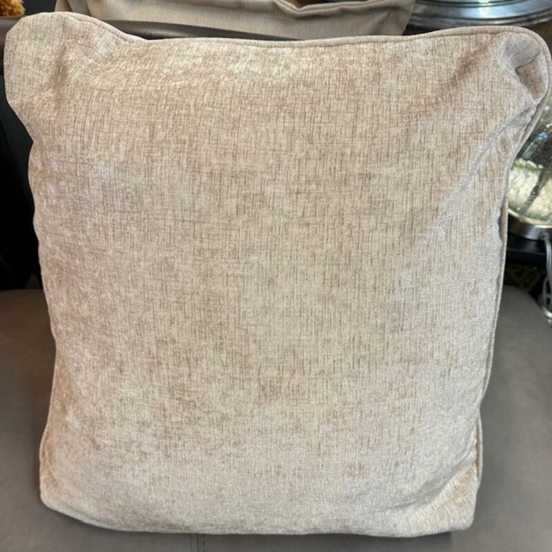 Beige Square Down Pillow
Beige
Size: 18x18w