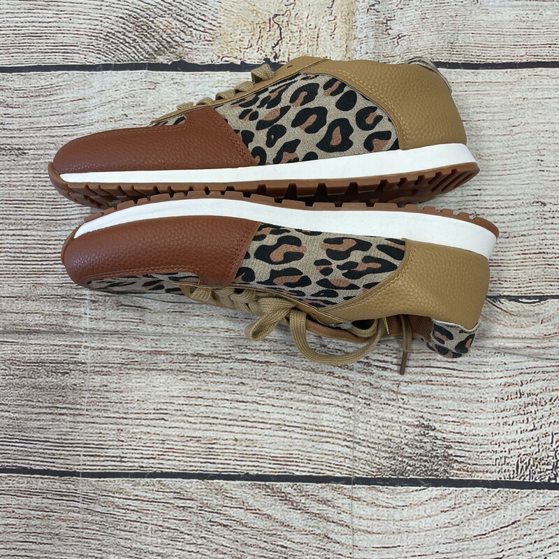 animal print with tan trim shoes size 10