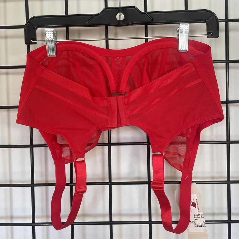 2 Dye 4, Red, Size: 34GG
New with tags (original price $69)