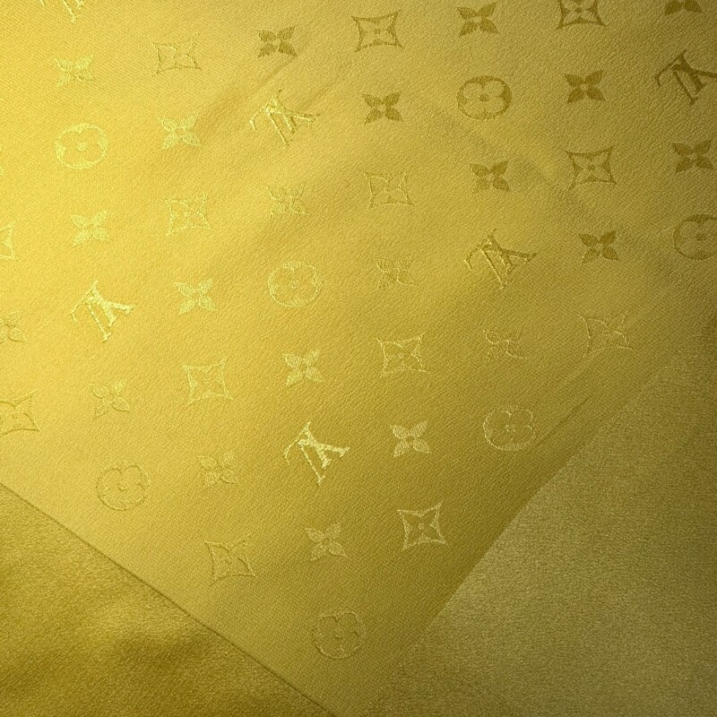 Louis Vuitton Yellow Silk<br />
 Yellow<br />
Size: 90 CM<br />
<br />
4 inch thin, faint stain<br />
2 inch thin, faint stains<br />
Wear shown in photos