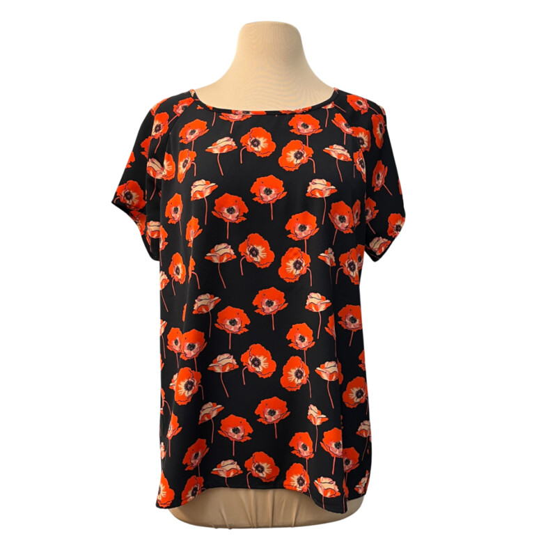 CAbi Flanders Poppy Blouse
Short Sleeve
Tulip Back
Black and Red
Size: Medium