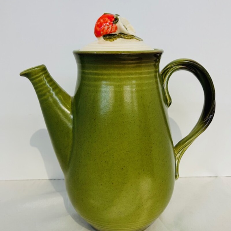 Metlox Poppytrail Teapot
Green, White, Red
Size: 9x11H