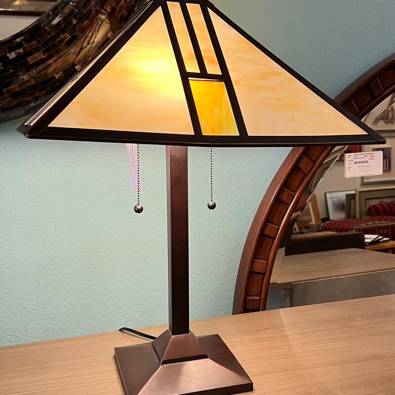 Tiffany Style Table Lamp, 25in tall