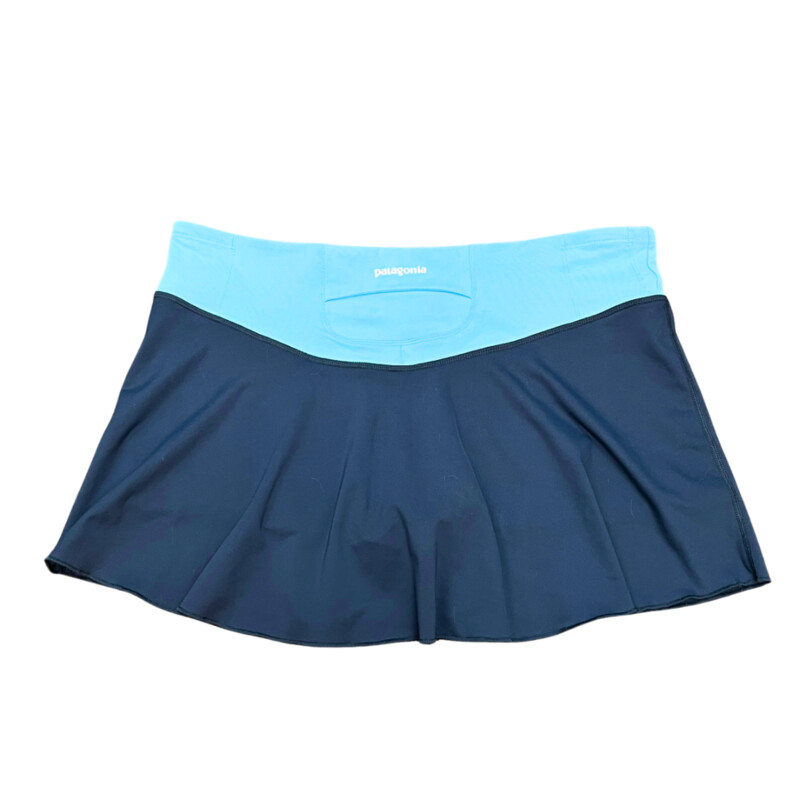 New Patagonia Dee Trail Running Skort<br />
All Weather Skirt<br />
Color:  Deep<br />
Size: Large<br />
Retails for $49.00