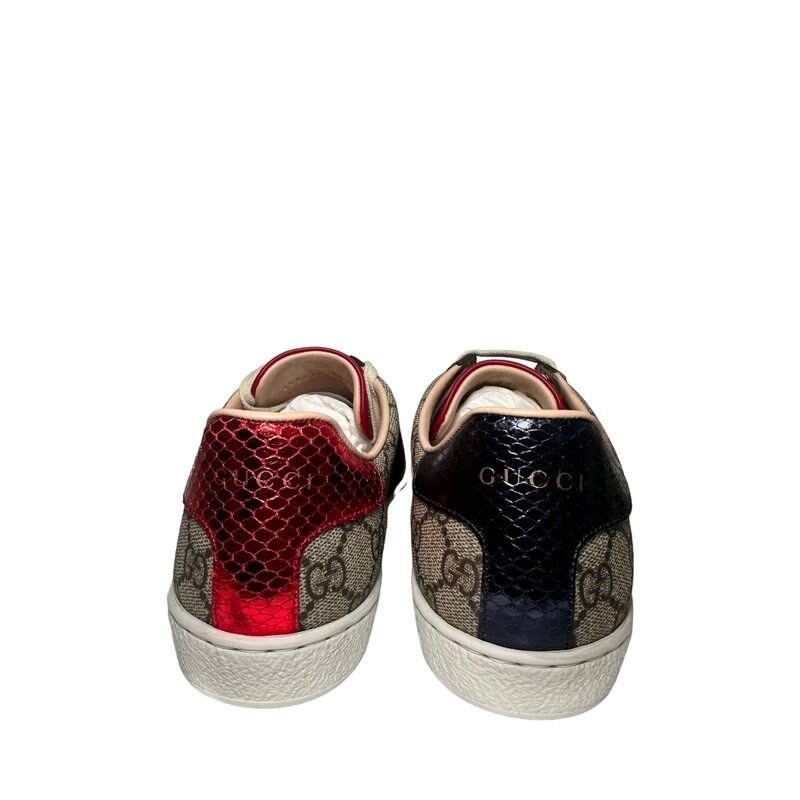 Gucci GG Ace Monogram

Size: 39.5

New in box