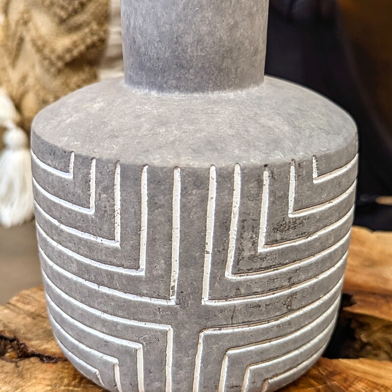 Cement Geometric Design
Gray White
Size: 5.5 x 6.5H