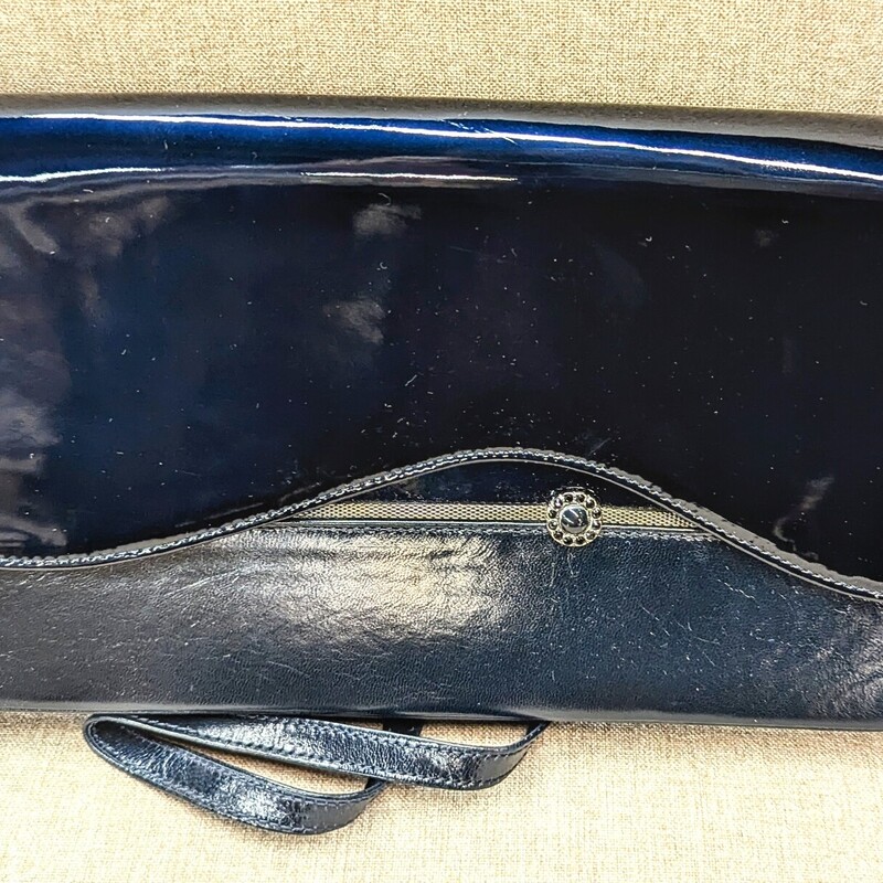 Stuart Weitzman Patent Leather Baguette Handbag
Navy Size: 11 x 5H