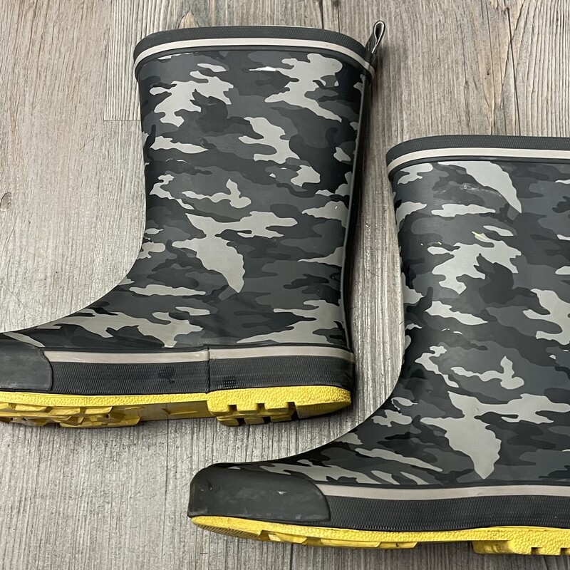 Joe Fresh Rain Boots, Camo, Size: 2Y