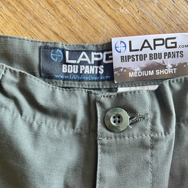 NWT LAPG BDU Pants, Olive, Size: Med Short<br />
<br />
All sales are final. No returns<br />
<br />
Pick up within 7 days of purchase or have shipped.<br />
Thank you for shopping with us:)