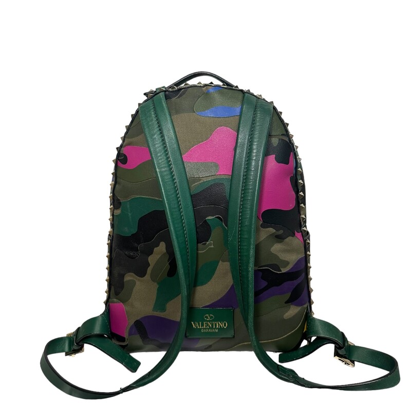 Valentino Camo Stud Backpack<br />
 Multi Color  Camo<br />
 Size: OS<br />
Code:BL-J858THN2<br />
Scratching on handels and inside shown in photos.