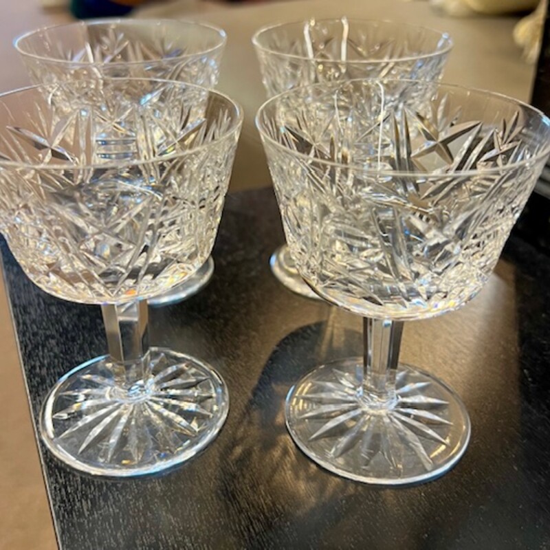 Set of 4 Waterford Clare Small Sherbert Glasses
Clear Size: 3 x 4H