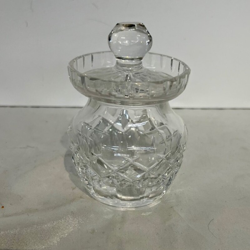 Waterford Mini Lidded Jar
Clear Size: 3 x 3.5H