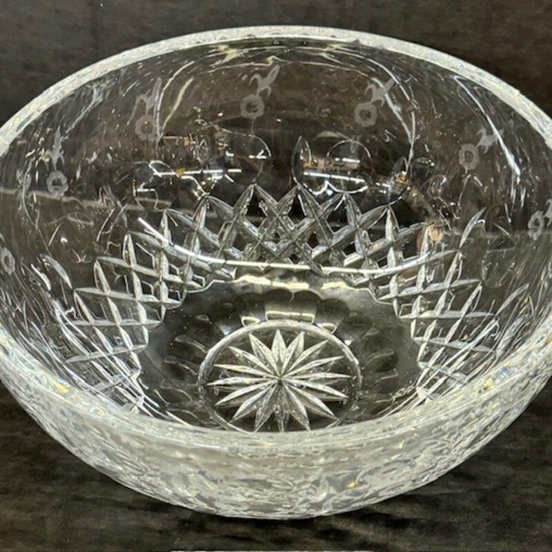 Rogaska Floral Etched Bowl
Clear
Size: 10Di x 4.5H