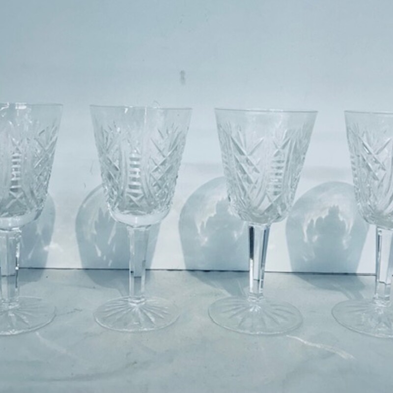 Set of 4 Waterford Clare Wine Glasses
Clear Size: 2.75 x 5.62H
Another set of 4 sold separately