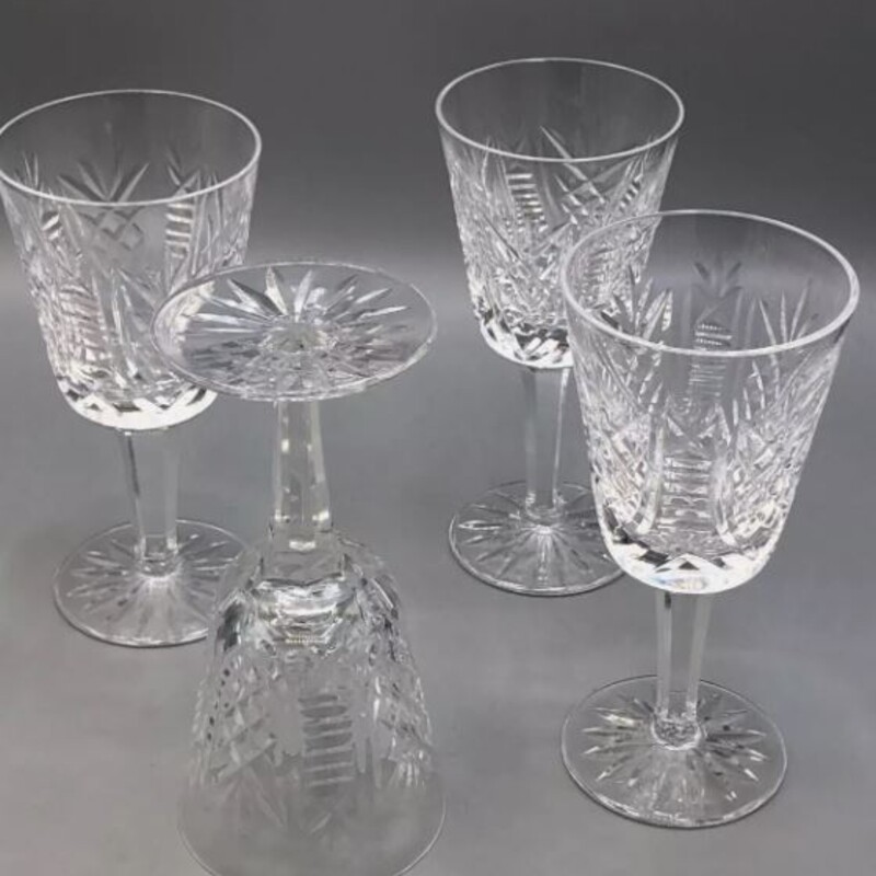 Set of 4 Waterford Clare White Wine Glasses
Clear Size: 3 x 5.5H