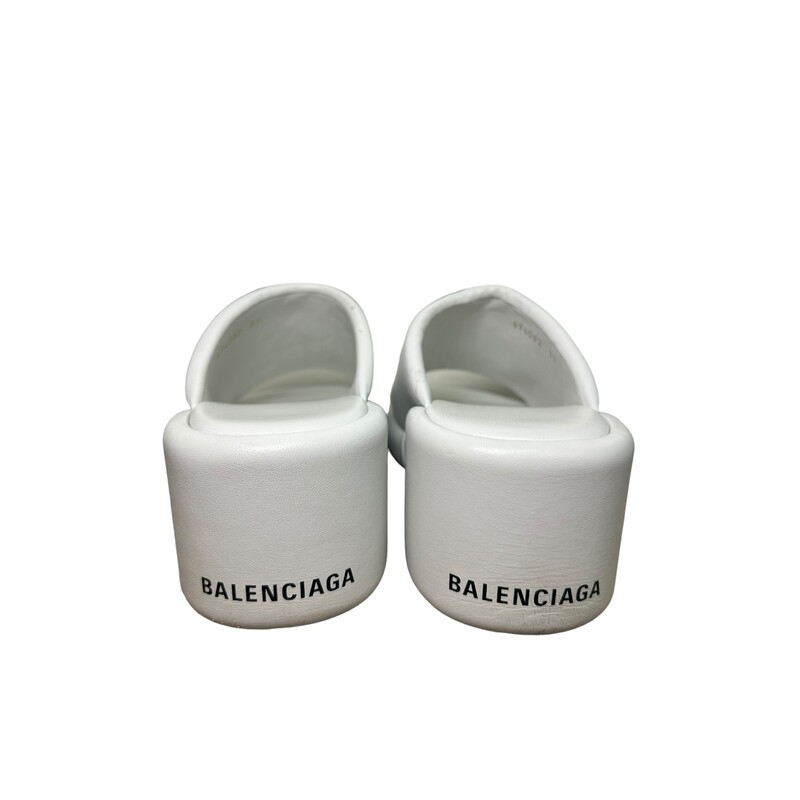 Balenciaga Nappa Platform,Size: 37<br />
<br />
Some mior scuffs on heels