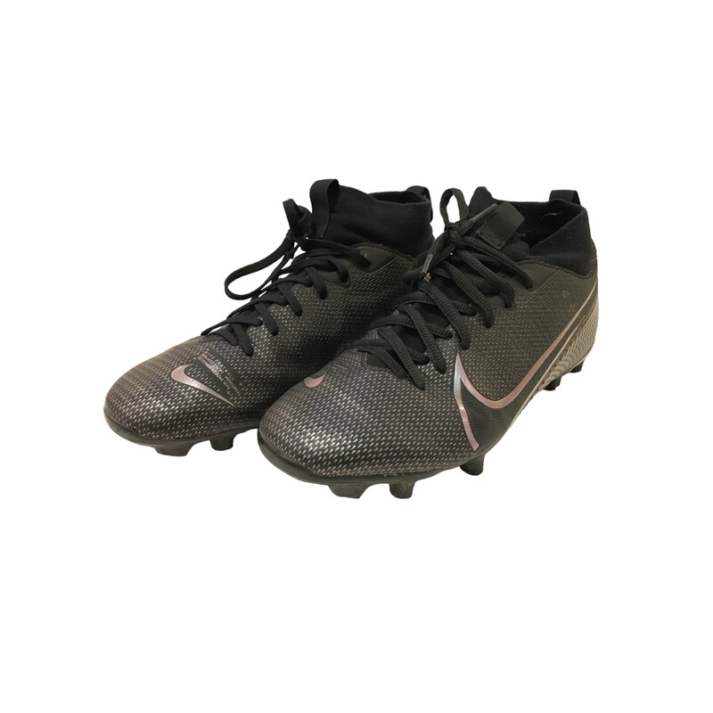 Shoes (Soccer/Black), Boy, Size: 4y

Located at Pipsqueak Resale Boutique inside the Vancouver Mall or online at:

#resalerocks #pipsqueakresale #vancouverwa #portland #reusereducerecycle #fashiononabudget #chooseused #consignment #savemoney #shoplocal #weship #keepusopen #shoplocalonline #resale #resaleboutique #mommyandme #minime #fashion #reseller

All items are photographed prior to being steamed. Cross posted, items are located at #PipsqueakResaleBoutique, payments accepted: cash, paypal & credit cards. Any flaws will be described in the comments. More pictures available with link above. Local pick up available at the #VancouverMall, tax will be added (not included in price), shipping available (not included in price, *Clothing, shoes, books & DVDs for $6.99; please contact regarding shipment of toys or other larger items), item can be placed on hold with communication, message with any questions. Join Pipsqueak Resale - Online to see all the new items! Follow us on IG @pipsqueakresale & Thanks for looking! Due to the nature of consignment, any known flaws will be described; ALL SHIPPED SALES ARE FINAL. All items are currently located inside Pipsqueak Resale Boutique as a store front items purchased on location before items are prepared for shipment will be refunded.