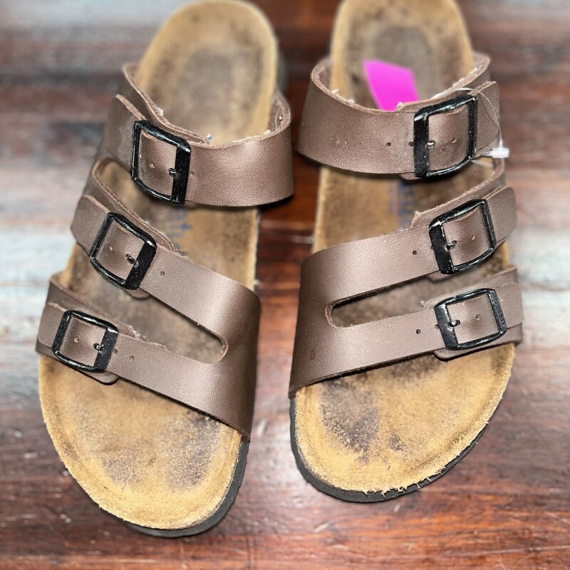 A8 Brown Buckle Sandals