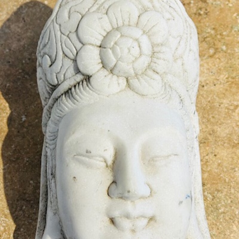 Quan Yin Marble Bust Sculpture
White Size: 7 x 6 x 12H
Goddess of Empathy
As Is - marks on face