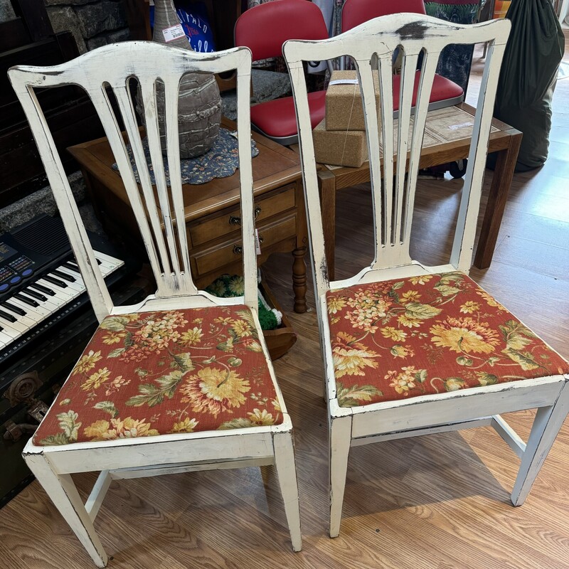 6 White Distressed Chairs
Distressed look with Floral Cushion Seats
Sold as Set
