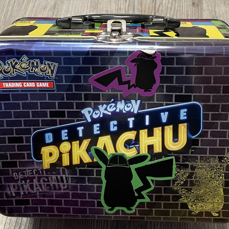 Pokemon Tin Can, Multi, Size: Used<br />
No Pokemon cards<br />
Includes Plastic card protector