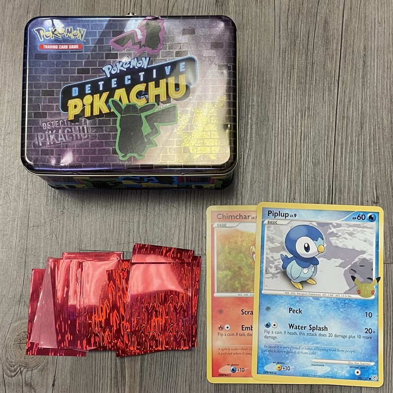 Pokemon Tin Can, Multi, Size: Used
No Pokemon cards
Includes Plastic card protector