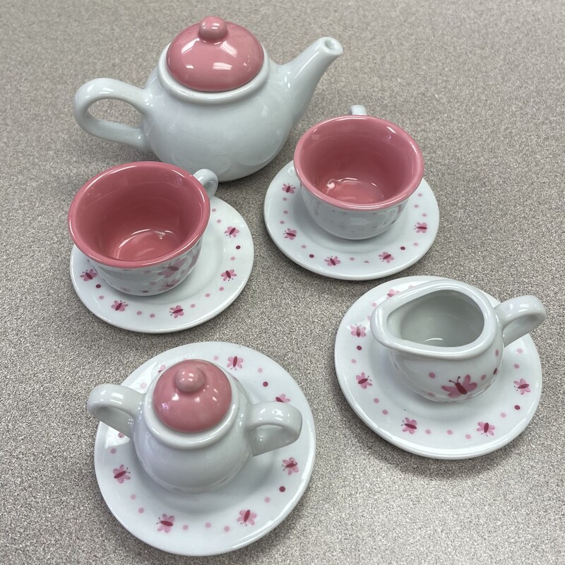 Schylling Tea Set, Pink, Size: 3y+
Butterfly
Porcelain