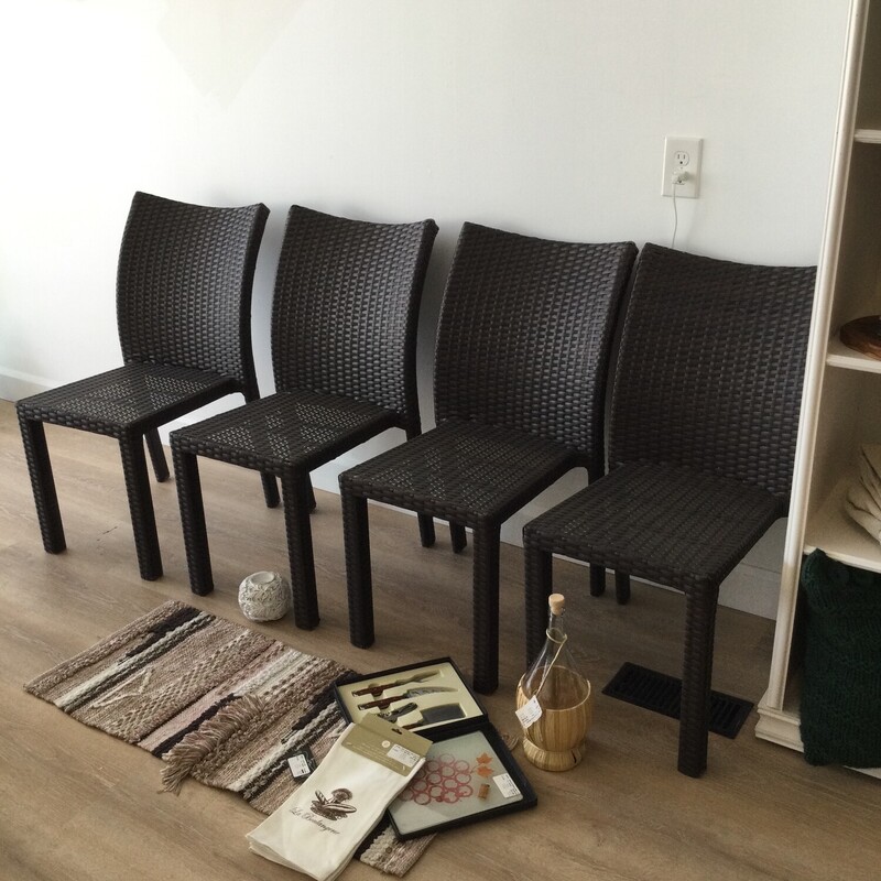 Set 4 Dining Chairs