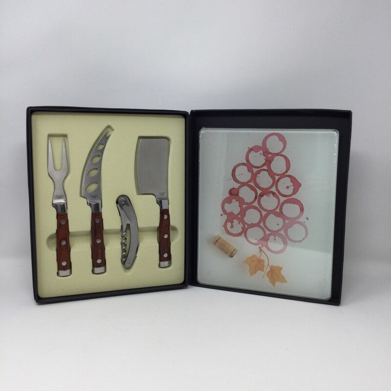 Wine & Cheeze Serving  Set
Black Brown & Silver
Boxed Set Includes:
Glass Cheeze Board
Cheeze Servers
Corckscrew