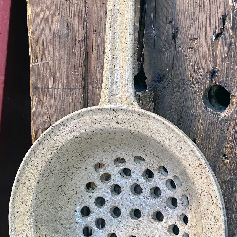 Pottery Berry Strainer