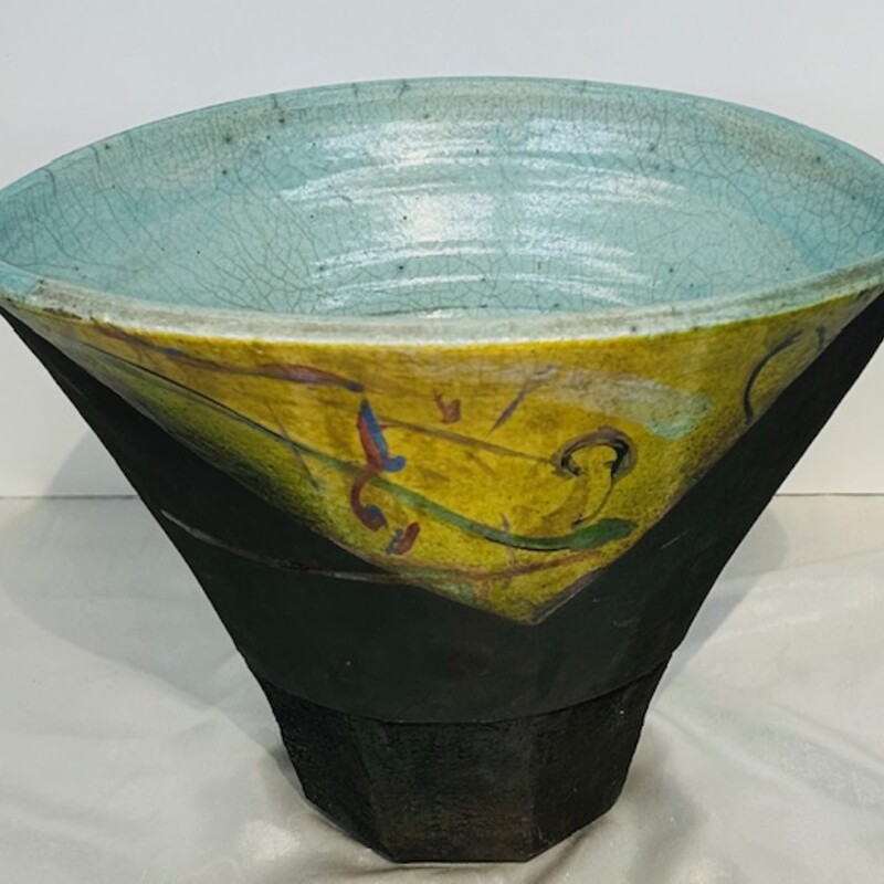 Artisan Deep Bowl
Lt. Blue Brown Yellow
Size: 12.5 x 9