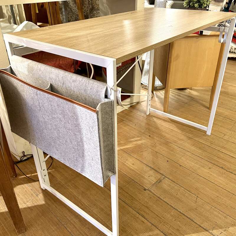 Desk Felt Pouch,
Size: 40x20x30