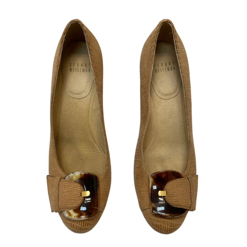 Stuart Weitzman Bucalina Buckle Pumps<br />
Textured Reptile Print<br />
Wedge Heel<br />
Color: Tan<br />
Size: 6.5