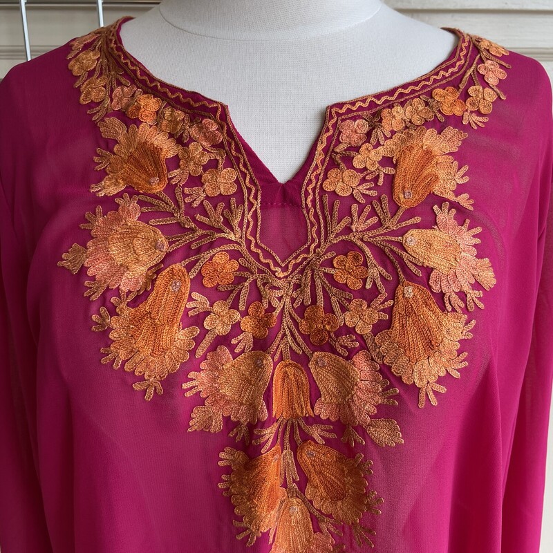 Aamla Apperal Tunic, Hotpink/Orange, Size: OS<br />
Price: $23.99<br />
All sales are final. No Returns<br />
<br />
Pick up within 7 days of purchase<br />
Or<br />
Have it shipped<br />
Thank you for your purchase!