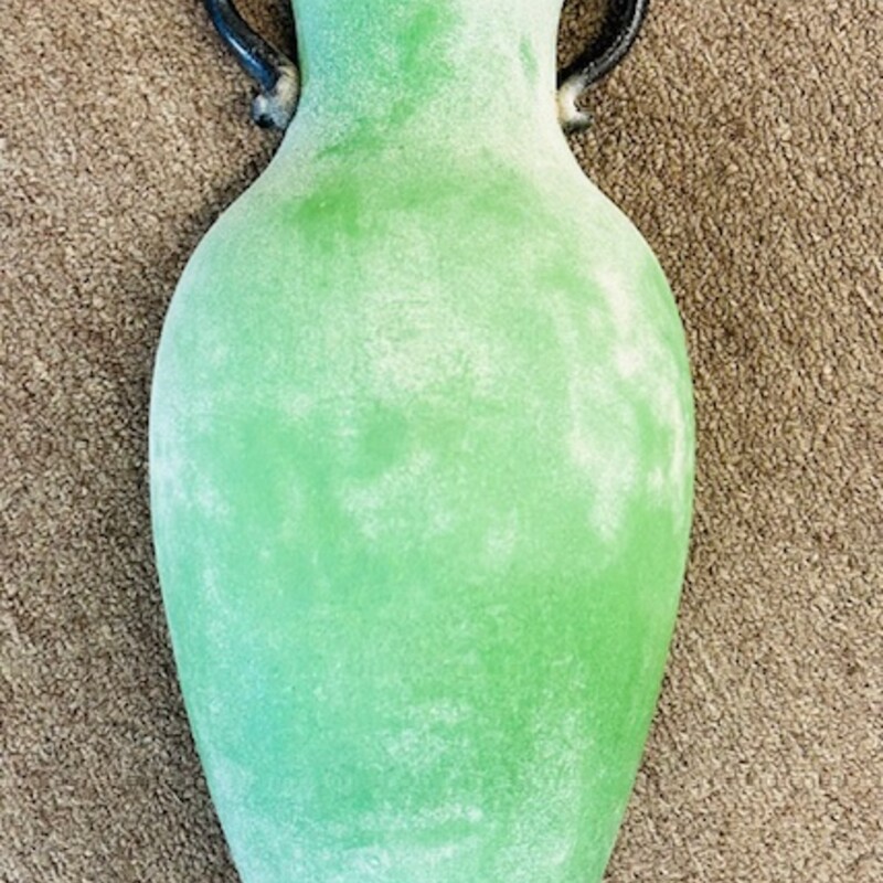 Frosted Glass Vase Wall Pocket
Green Black
Size: 6.5x13H