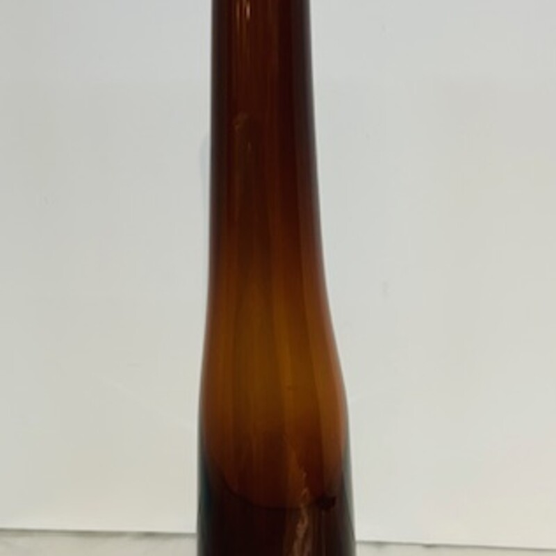 Krosno Sleek Amber Glass Vase
Amber Clear Size: 3.5 x 16H