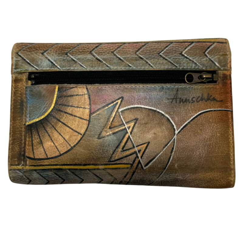 Anuschko Hand Painted Wallet Set<br />
Wallet, Checkbook Cover and Seperate ID Case<br />
All Leather<br />
Tan with Gold