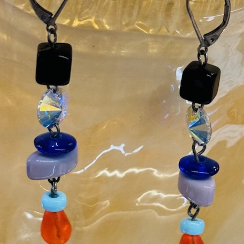 Sabika Dangle Multi Stone Earrings
Blue Purple Orange Silver Size: 3L