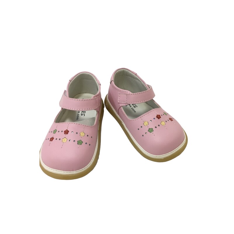 Light Pink Shoes, Girls, Size: 7

Located at Pipsqueak Resale Boutique inside the Vancouver Mall or online at:

#resalerocks #pipsqueakresale #vancouverwa #portland #reusereducerecycle #fashiononabudget #chooseused #consignment #savemoney #shoplocal #weship #keepusopen #shoplocalonline #resale #resaleboutique #mommyandme #minime #fashion #reseller

All items are photographed prior to being steamed. Cross posted, items are located at #PipsqueakResaleBoutique, payments accepted: cash, paypal & credit cards. Any flaws will be described in the comments. More pictures available with link above. Local pick up available at the #VancouverMall, tax will be added (not included in price), shipping available (not included in price, *Clothing, shoes, books & DVDs for $6.99; please contact regarding shipment of toys or other larger items), item can be placed on hold with communication, message with any questions. Join Pipsqueak Resale - Online to see all the new items! Follow us on IG @pipsqueakresale & Thanks for looking! Due to the nature of consignment, any known flaws will be described; ALL SHIPPED SALES ARE FINAL. All items are currently located inside Pipsqueak Resale Boutique as a store front items purchased on location before items are prepared for shipment will be refunded.