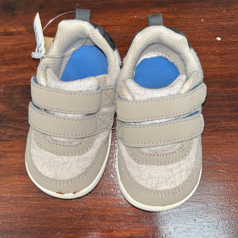 5 Beige Velcro Sneaker