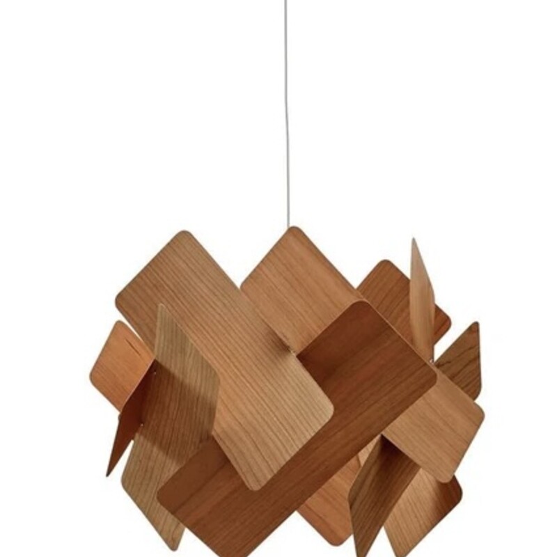 Lzf Escape Pendant

Size: 11.8Wx11

The Escape Pendant is an avant garde pendant
with a smart domino like structure. Its selfsupporting veneer panels give the impression of
falling into a ring of light, their form defying
gravity. While enjoying a little bit of swagger and
appearing fairly pleased with itself, the Escape
pendant's manner is bright and buoyant.