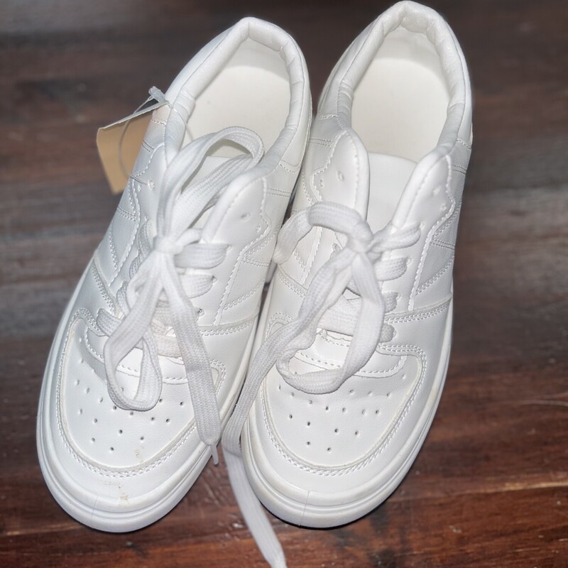 A6 White Leather Sneakers