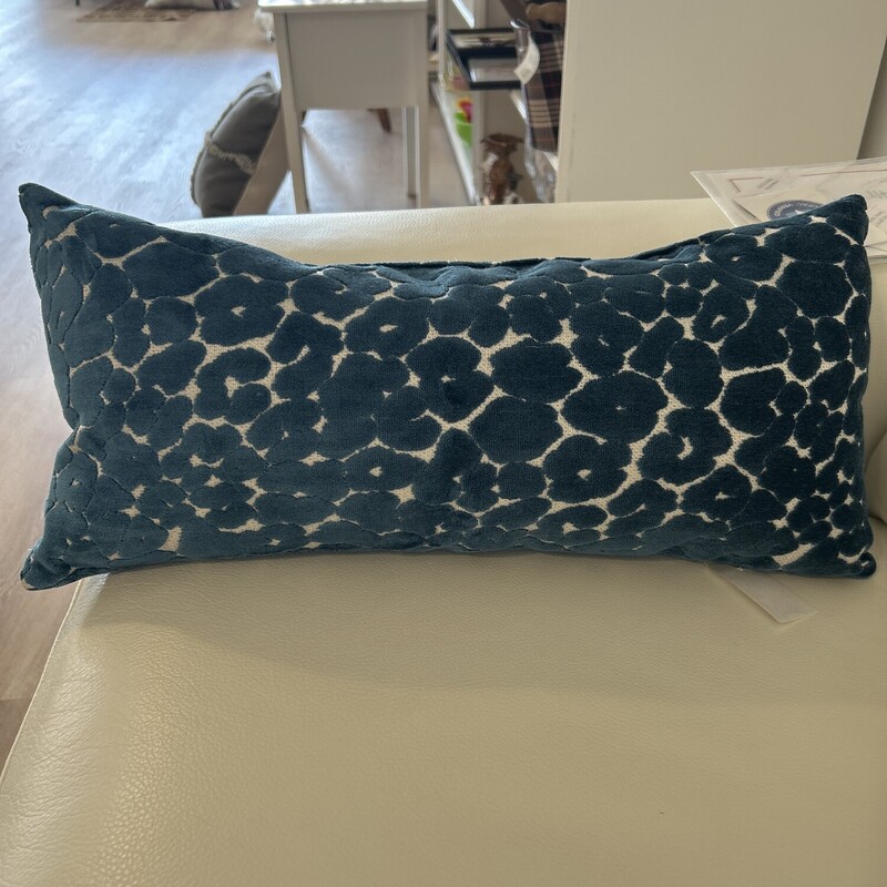 Blue Faux Fur Cheetah Print Toss Cushion,
Blue,
Size: 9.5 X 20.5 In