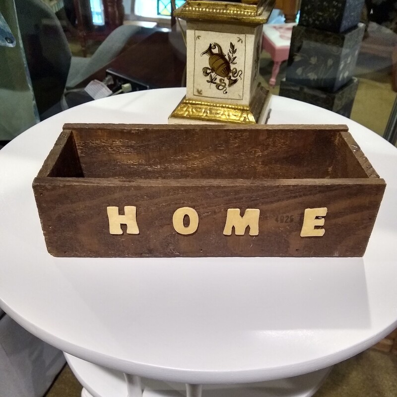 Wooden Home Box

Decorative Home wood box for display.

Size: 12 in wide X 5 in deep X 3 in high